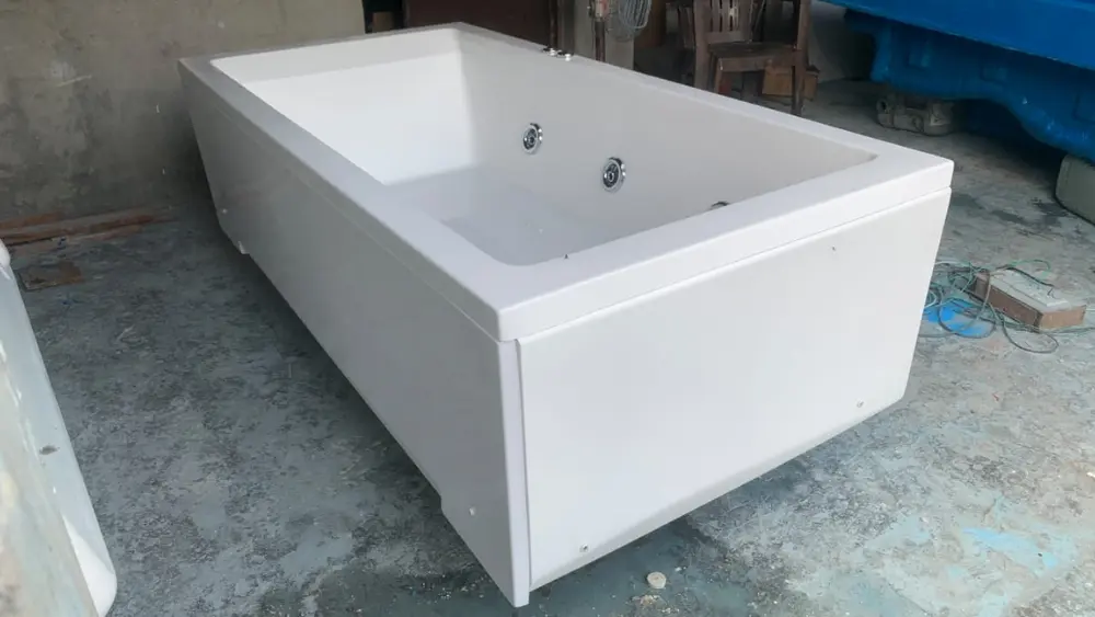 Jacuzzi Bath Tubs